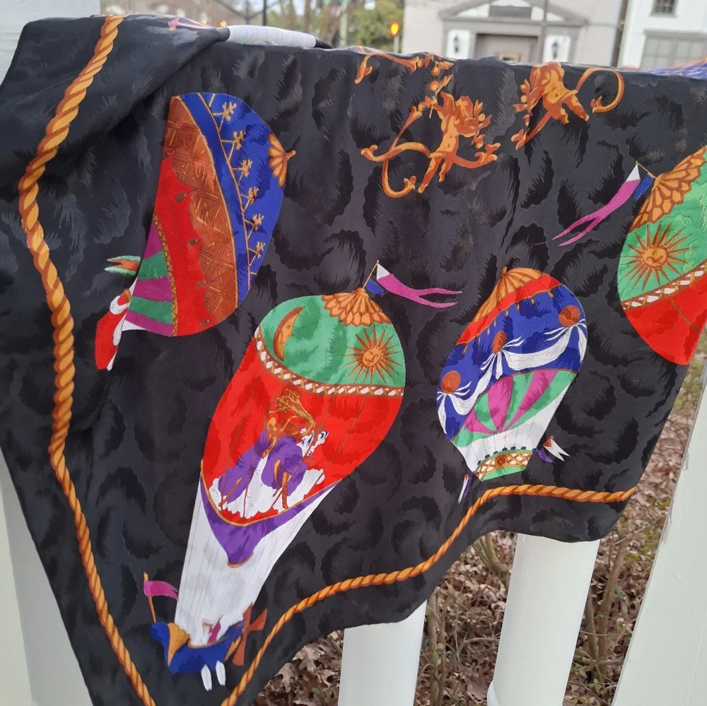 Hot Air Balloon Scarf Vintage Large Bright Colors Wrap Silky Classic Retro - Picture 12 of 16